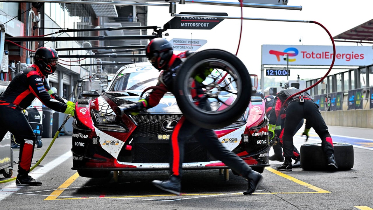 A Lexus RC F GT3 during a pit stop